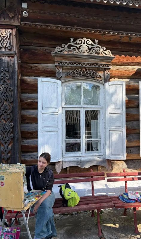 Живописные окрестности деревень Хвалынского района запечатлены на этюдах молодых художников Живописные окрестности деревень Хвалынского района запечатлены на этюдах молодых художников