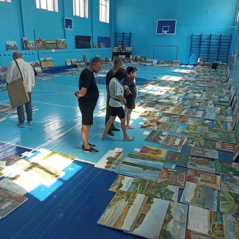 Живописные окрестности деревень Хвалынского района запечатлены на этюдах молодых художников Живописные окрестности деревень Хвалынского района запечатлены на этюдах молодых художников