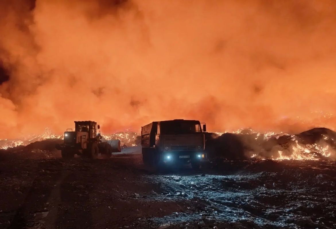 На свалке произошло серьёзное возгорание На свалке произошло серьёзное возгорание