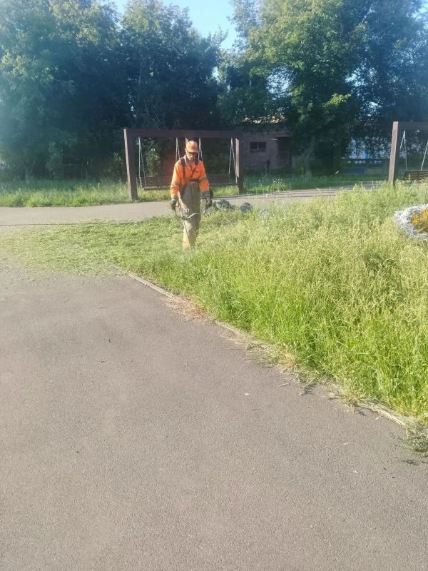 Благоустройство города ведется в ежедневном режиме Благоустройство города ведется в ежедневном режиме