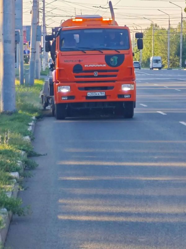 Благоустройство города ведется в ежедневном режиме Благоустройство города ведется в ежедневном режиме