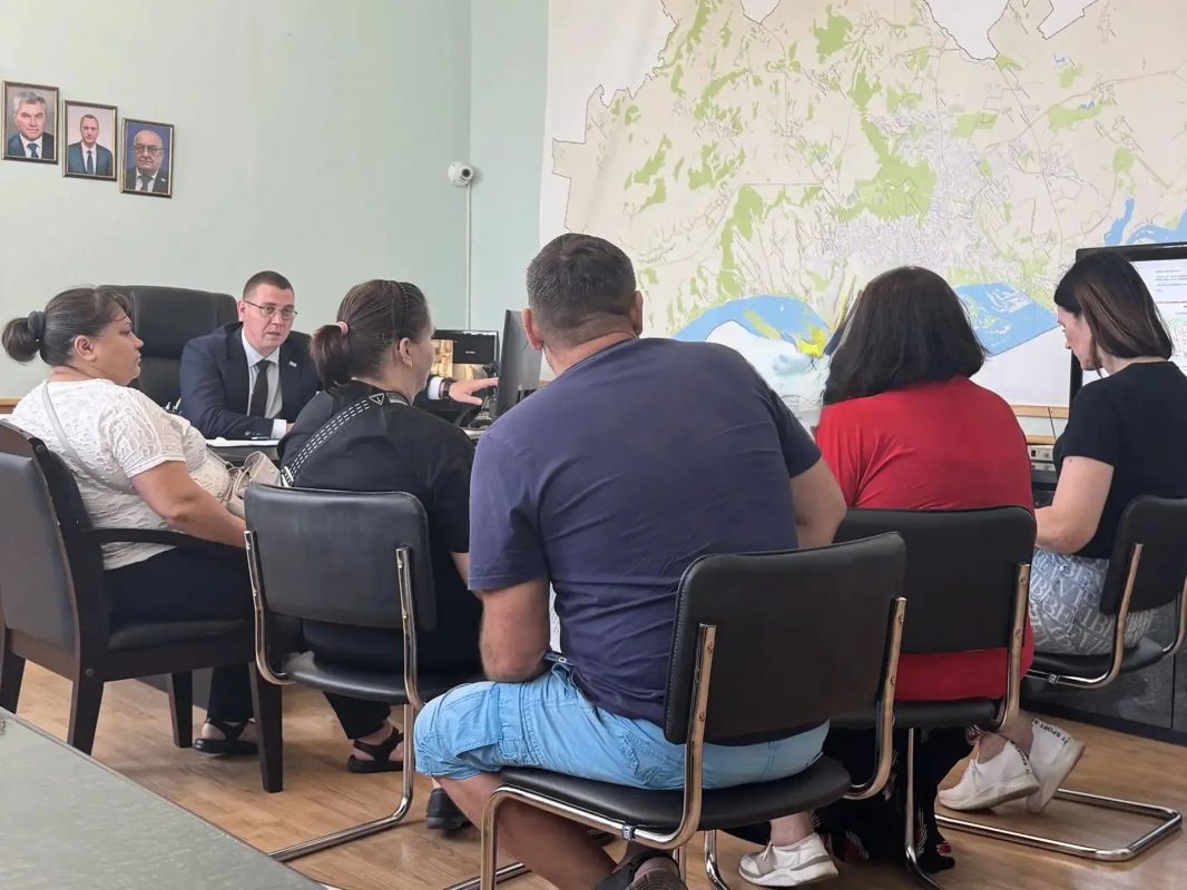 В Саратове продолжается работа по обеспечению многодетных семей земельными участками