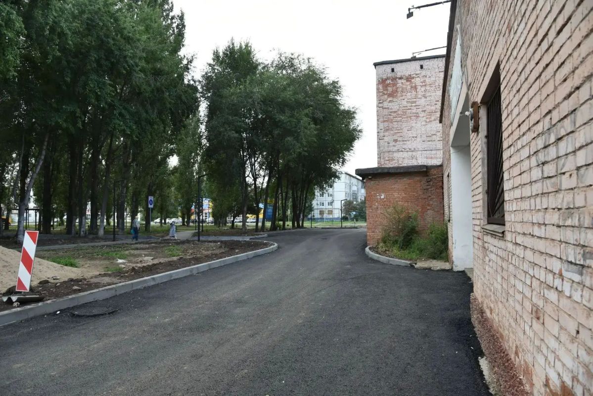 В Балаково продолжаются работы по ремонту улиц В Балаково продолжаются работы по ремонту улиц