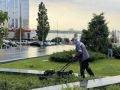 Уборка города. Коммунальные службы осуществляют работы по покосу травы, покраске лавочек, вывозу порубочного материала, очистке контейнерных площадок и прилегающих территорий, а также содержанию объектов улично-дорожной сети...
