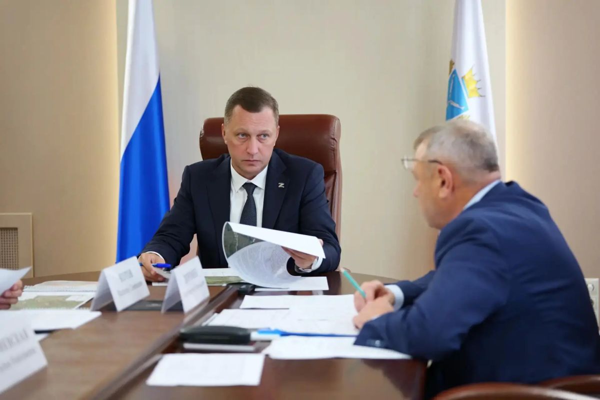 Роман Бусаргин: Осенью этого года в Саратовской области будет высажено еще 1,3 тысячи гектаров леса Роман Бусаргин: Осенью этого года в Саратовской области будет высажено еще 1,3 тысячи гектаров леса