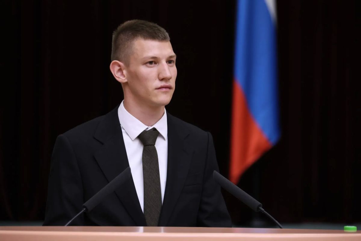 Курсантов военных вузов хотят включать в Молодежный парламент при Саратовской областной Думе Курсантов военных вузов хотят включать в Молодежный парламент при Саратовской областной Думе