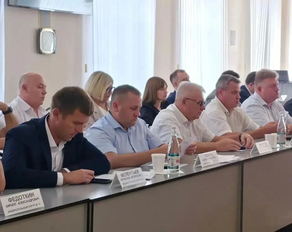 Депутаты городского совета и районного собрания поддержали ряд значимых поправок в бюджет, предложенных районной администрацией Депутаты городского совета и районного собрания поддержали ряд значимых поправок в бюджет, предложенных районной администрацией