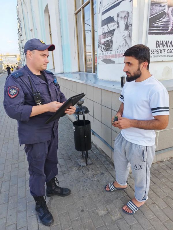 На вокзале Ртищево-1 транспортные полицейские провели профилактическое мероприятие На вокзале Ртищево-1 транспортные полицейские провели профилактическое мероприятие
