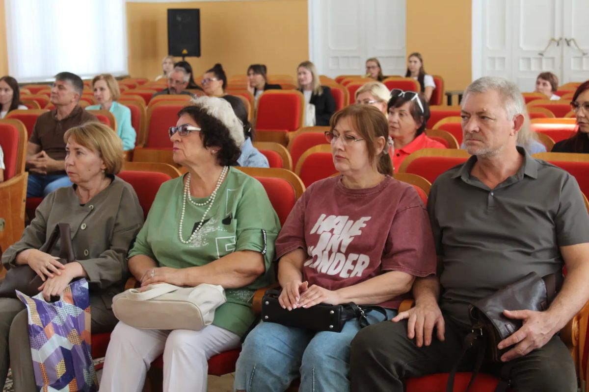 В администрации Балашовского района состоялся семинар на тему «Автоматические штрафы в системе «Честный знак»: порядок применения, типичные нарушения и меры профилактики» В администрации Балашовского района состоялся семинар на тему «Автоматические штрафы в системе «Честный знак»: порядок применения, типичные нарушения и меры профилактики»