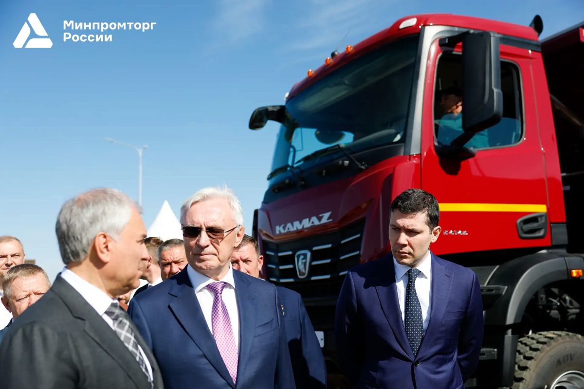 В Саратовской области приступили к строительству цифрового завода по производству раздаточных коробок грузовых автомобилей В Саратовской области приступили к строительству цифрового завода по производству раздаточных коробок грузовых автомобилей