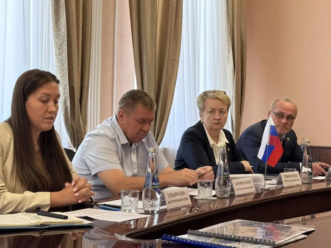 Сегодня представители муниципалитета обменялись опытом в вопросах градостроительной деятельности с коллегами из Беларуси Сегодня представители муниципалитета обменялись опытом в вопросах градостроительной деятельности с коллегами из Беларуси