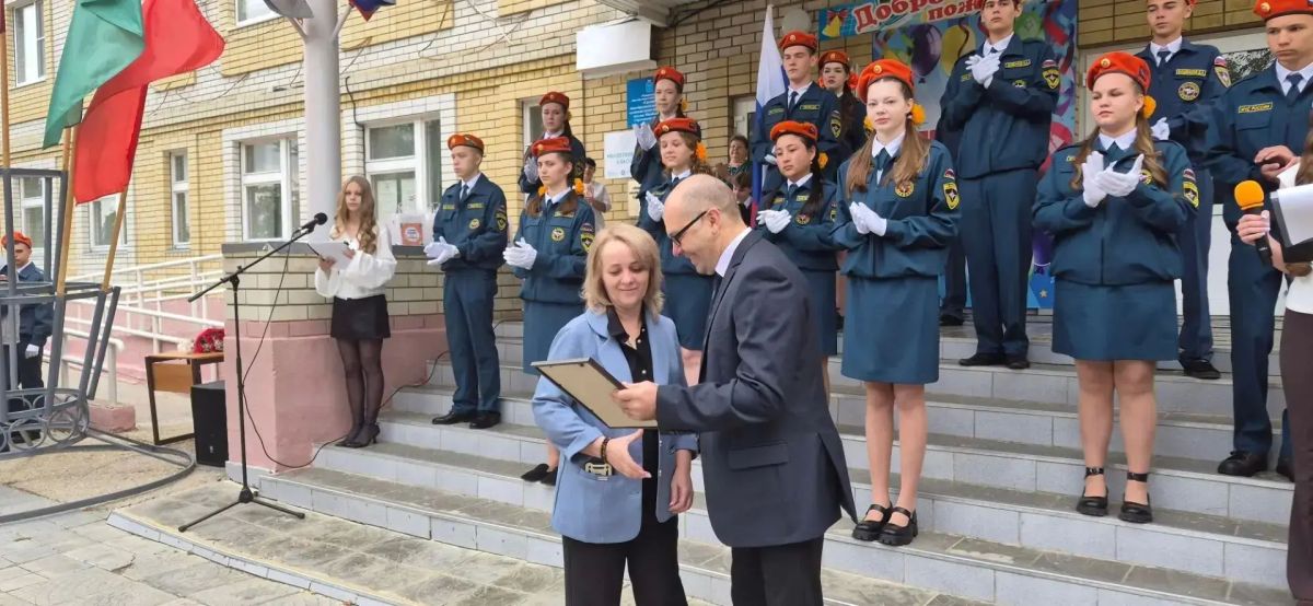 Руководители министерства поздравили школьников с Днем знаний Руководители министерства поздравили школьников с Днем знаний