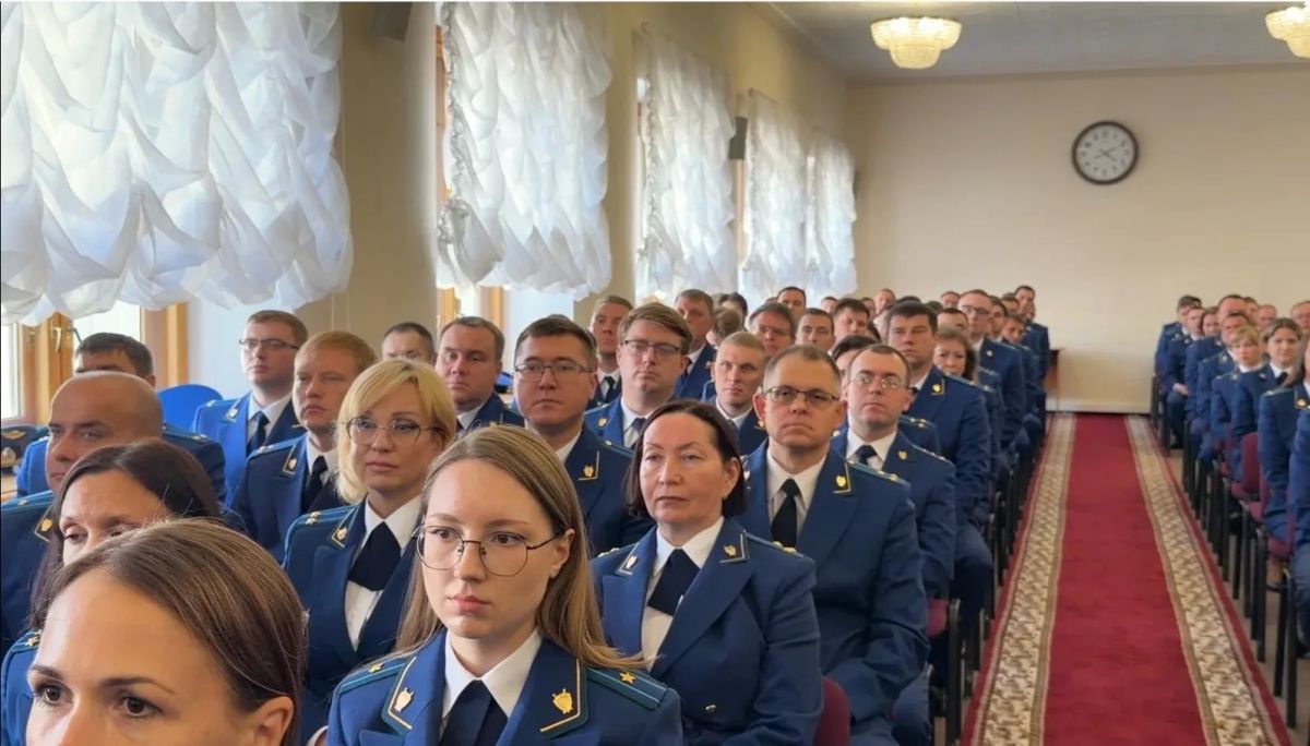 По поручению Генерального прокурора Российской Федерации Александра Гуцана его заместитель Юрий Пономарев принял участие в торжественных мероприятиях, посвященных Дню знаний По поручению Генерального прокурора Российской Федерации Александра Гуцана его заместитель Юрий Пономарев принял участие в торжественных мероприятиях, посвященных Дню знаний