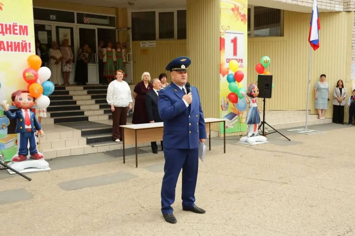 В Балаково работники прокуратуры приняли участие в мероприятиях, посвященных Дню знаний В Балаково работники прокуратуры приняли участие в мероприятиях, посвященных Дню знаний