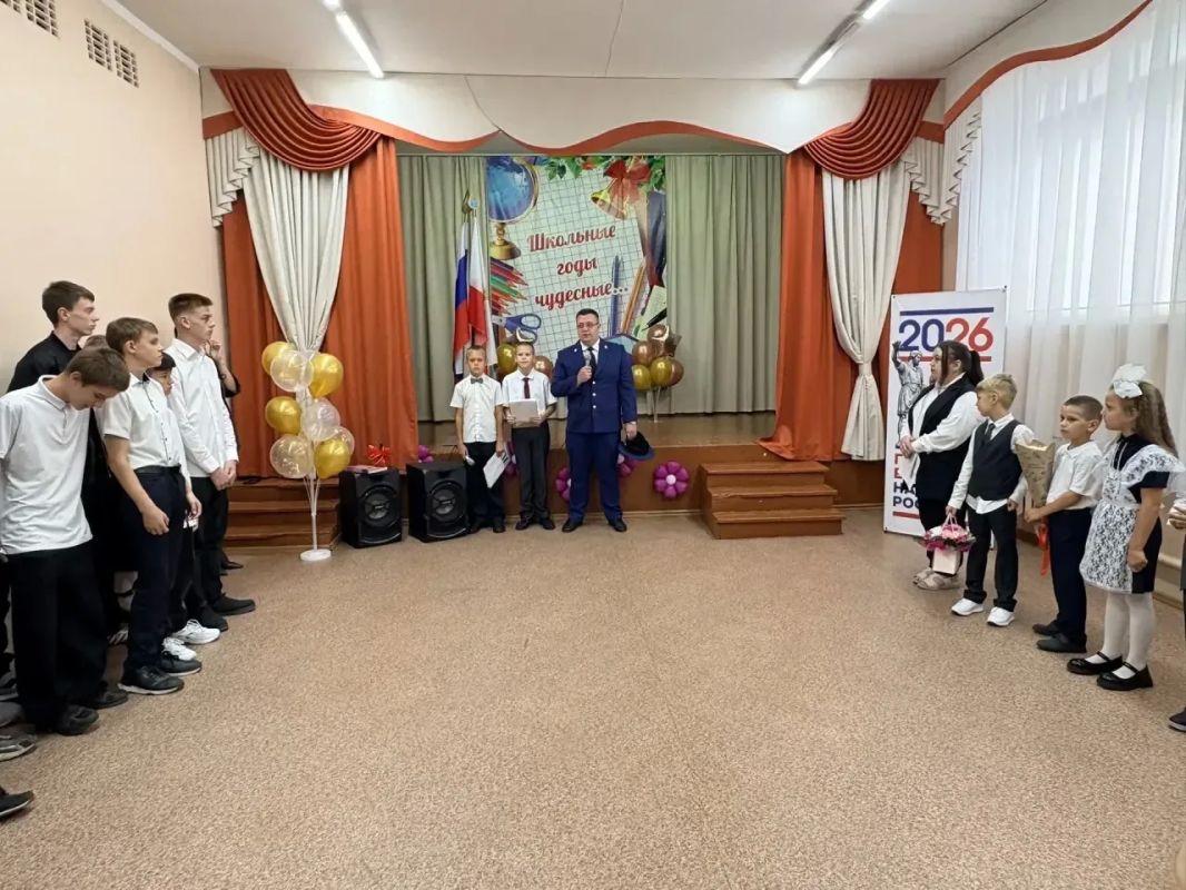 В Балаково работники прокуратуры приняли участие в мероприятиях, посвященных Дню знаний В Балаково работники прокуратуры приняли участие в мероприятиях, посвященных Дню знаний