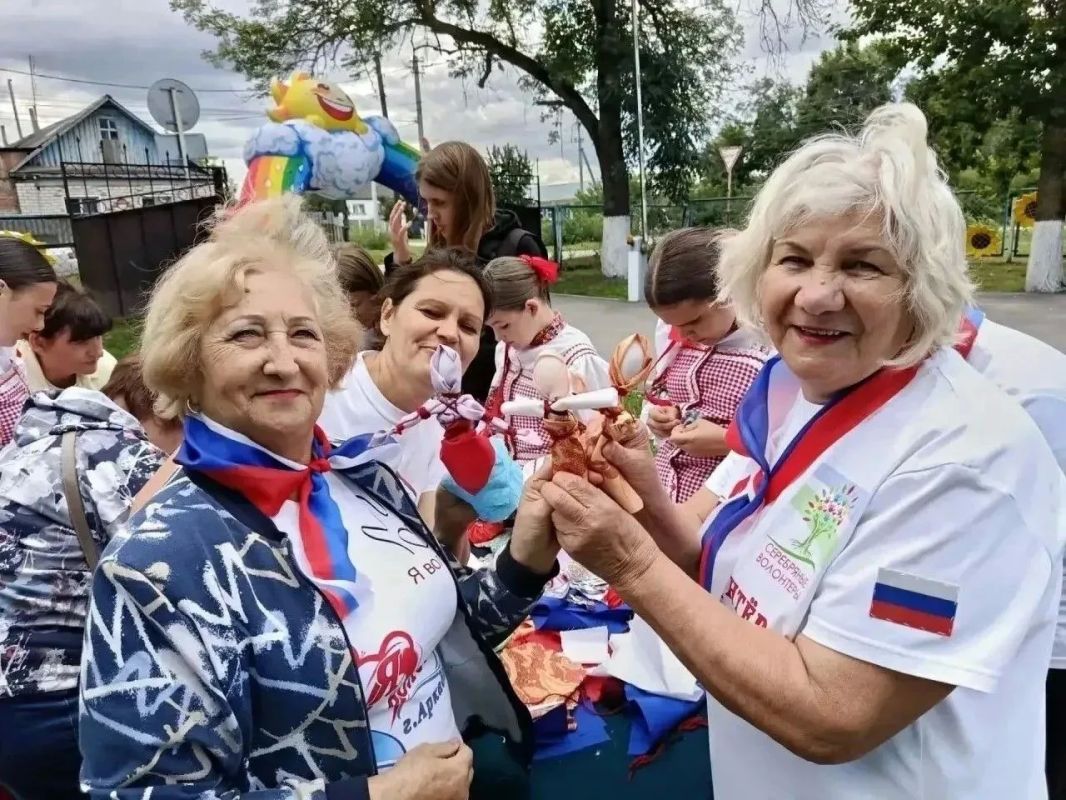 «ДОЛГОлетние встречи-2026» объединили более 500 «серебряных» волонтеров «ДОЛГОлетние встречи-2026» объединили более 500 «серебряных» волонтеров