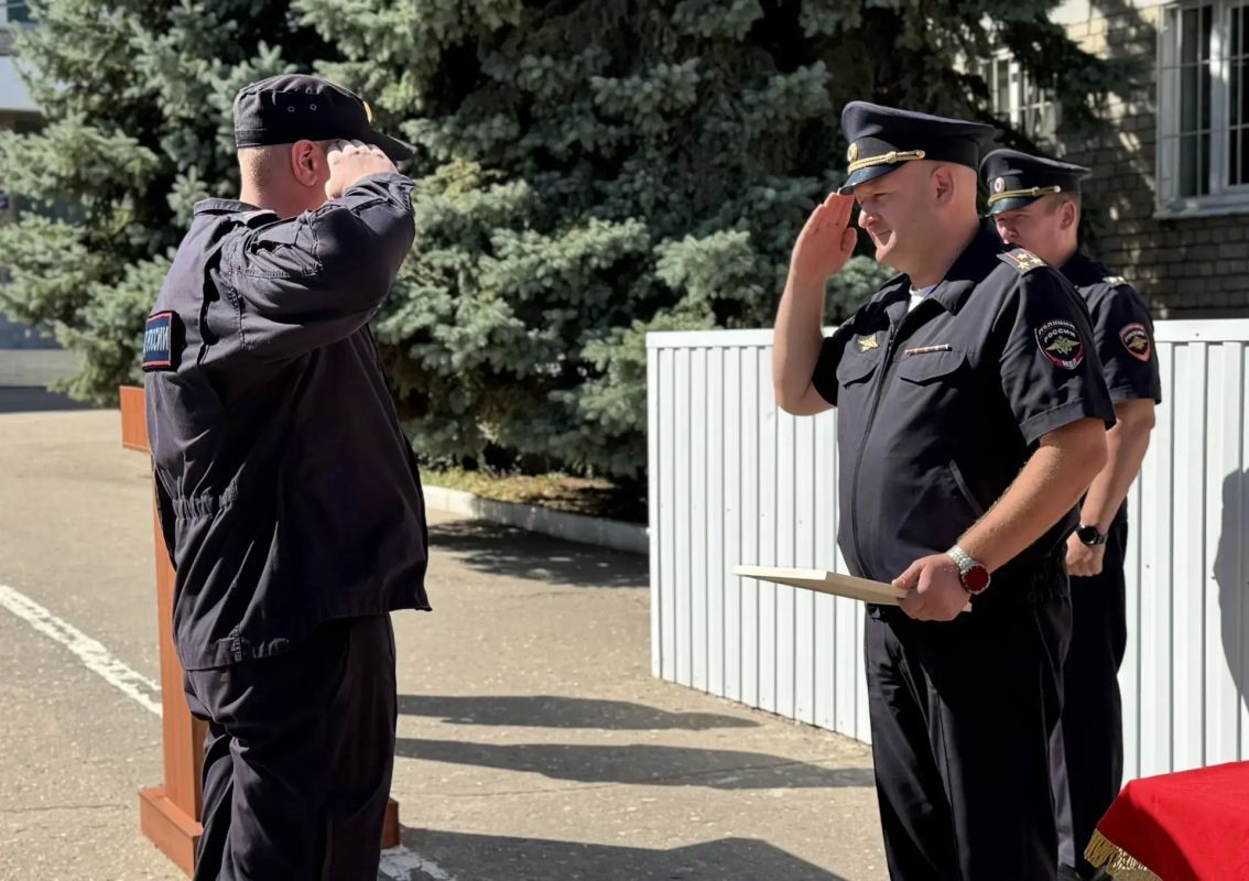 В Саратове состоялось торжественное мероприятие, посвященное Дню образования патрульно-постовой службы В Саратове состоялось торжественное мероприятие, посвященное Дню образования патрульно-постовой службы