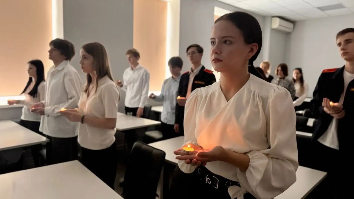 В школах и колледжах Саратовской области прошли памятные мероприятия В школах и колледжах Саратовской области прошли памятные мероприятия