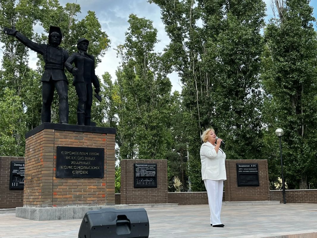 В преддверии Дня города проходит концертная программа «Тебе, любимый город» В преддверии Дня города проходит концертная программа «Тебе, любимый город»