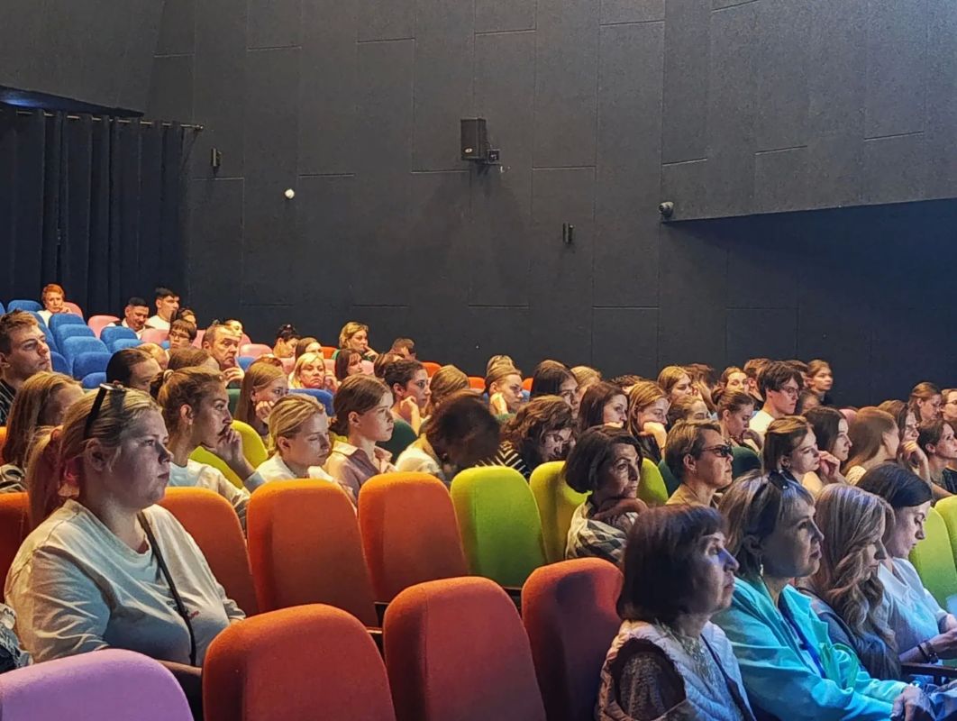 Саратовский театр кукол «Теремок» стал площадкой культурно-исторического форума «Россия Саратовский театр кукол «Теремок» стал площадкой культурно-исторического форума «Россия