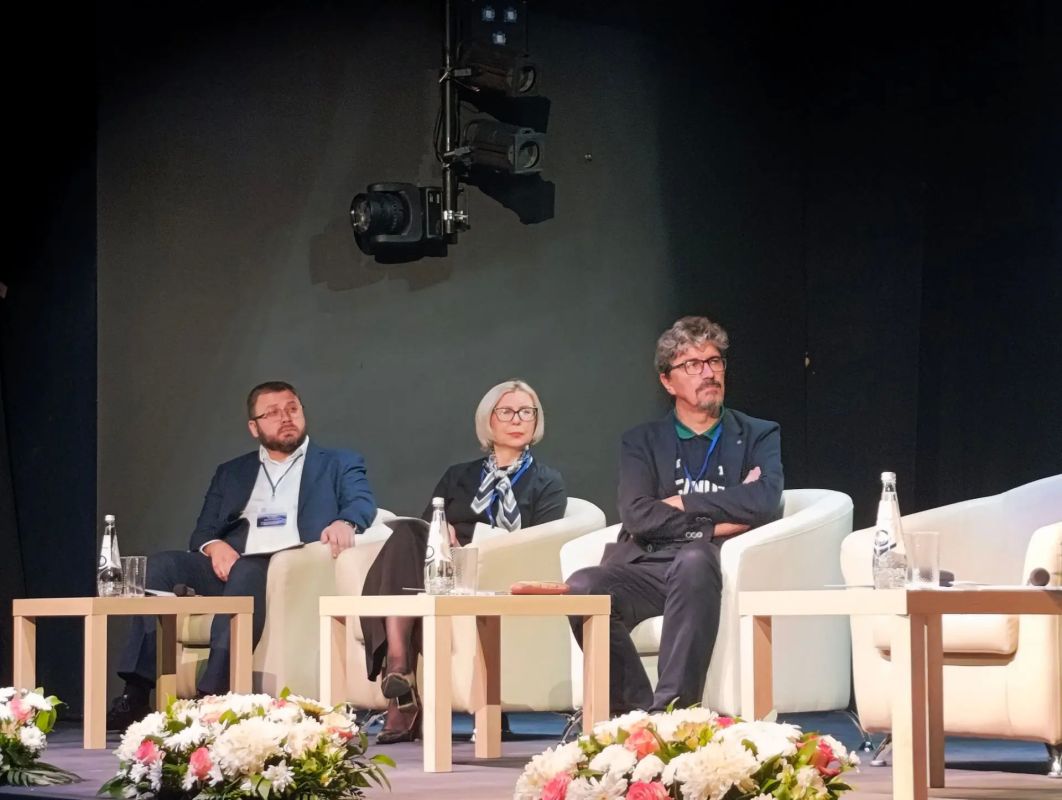 Саратовский театр кукол «Теремок» стал площадкой культурно-исторического форума «Россия Саратовский театр кукол «Теремок» стал площадкой культурно-исторического форума «Россия