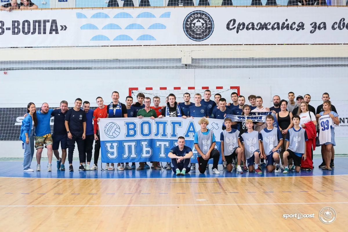 «Саратов-Волга» стартовала в новом сезоне с волевой победы