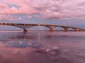 Фотографиями саратовского моста и такого разного неба поделился Максим Червяков