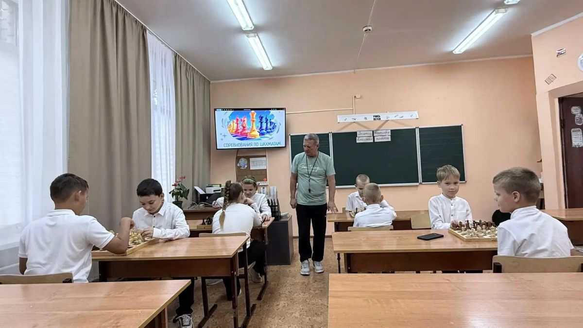 В Балаковском районе стартовал первый этап шахматного турнира на Кубок Губернатора В Балаковском районе стартовал первый этап шахматного турнира на Кубок Губернатора