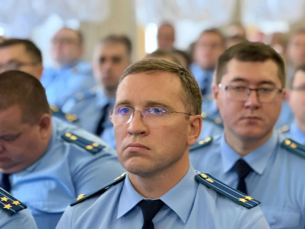 В прокуратуре Саратовской области состоялось заседание коллегии по вопросам участия прокуроров в судебных стадиях уголовного судопроизводства В прокуратуре Саратовской области состоялось заседание коллегии по вопросам участия прокуроров в судебных стадиях уголовного судопроизводства