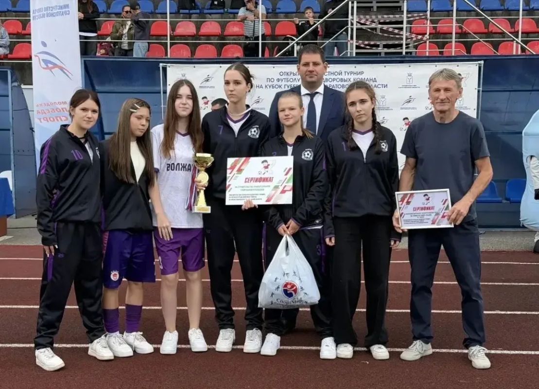Саратовские футболисты – победители Кубка Губернатора! Саратовские футболисты – победители Кубка Губернатора!