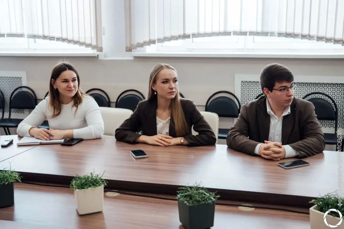 #ЕДГ2026. Саратовская область открыта для международного наблюдения В избирательной комиссии Саратовской области состоялась встреча с международными наблюдателями от Межпарламентской Ассамблеи государств – участников... #ЕДГ2026. Саратовская область открыта для международного наблюдения В избирательной комиссии Саратовской области состоялась встреча с международными наблюдателями от Межпарламентской Ассамблеи государств – участников...