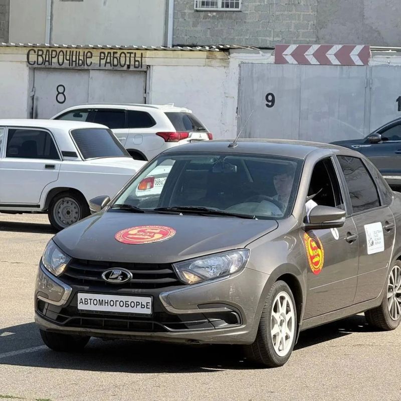 Роман Бусаргин: Команда Саратовской области заняла 1 место в общем зачете на Всероссийских соревнованиях по автоспорту Роман Бусаргин: Команда Саратовской области заняла 1 место в общем зачете на Всероссийских соревнованиях по автоспорту