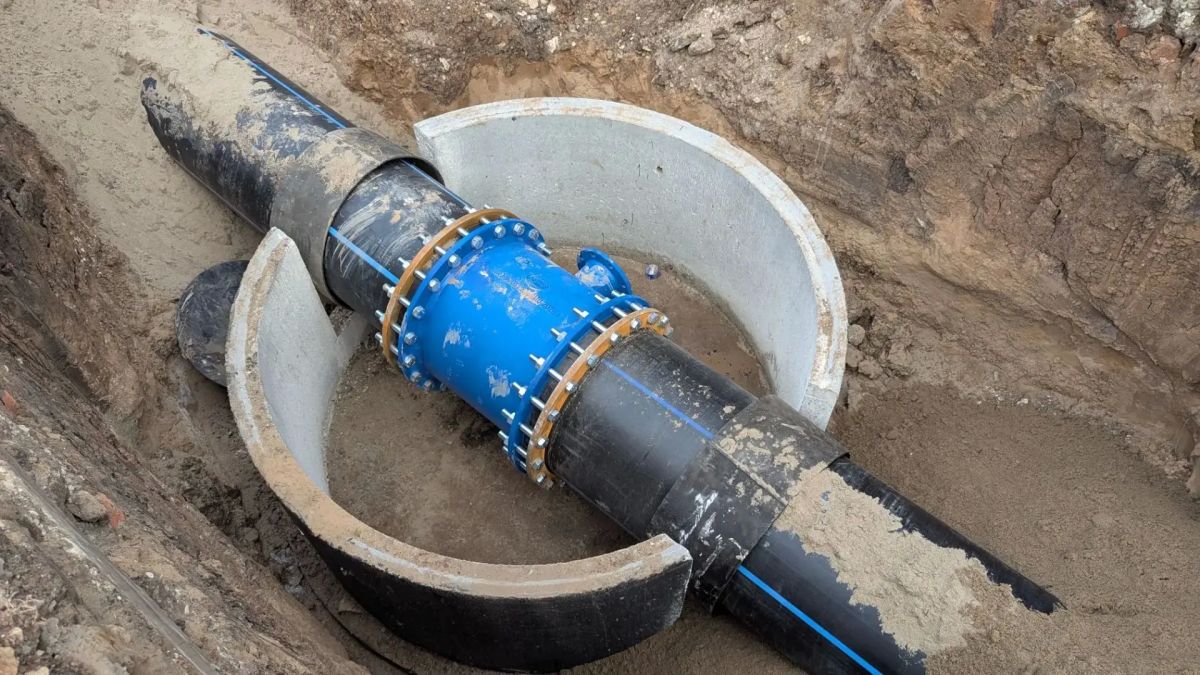 В Балаково продолжаются работы по модернизации водоснабжения В Балаково продолжаются работы по модернизации водоснабжения