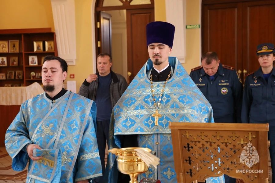 Мелебны в честь иконы Божией Матери «Неопалимая Купина» прошли в регионе Мелебны в честь иконы Божией Матери «Неопалимая Купина» прошли в регионе
