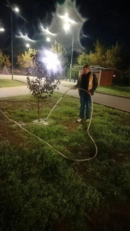 В Балаково коммунальные службы наводят порядок без выходных В Балаково коммунальные службы наводят порядок без выходных