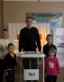 Многодетный семья из Аркадакского района пришла на выборы с детьми
