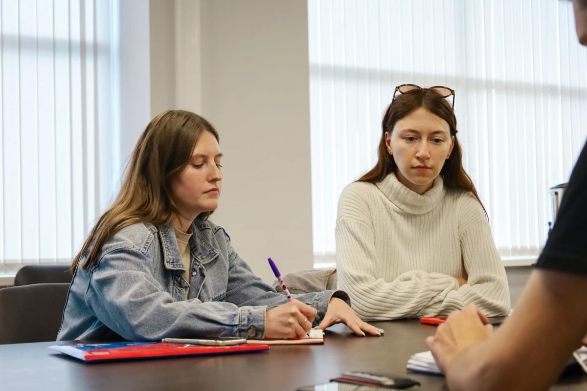 В Саратовской области обсудили создание центров креативных индустрий В Саратовской области обсудили создание центров креативных индустрий