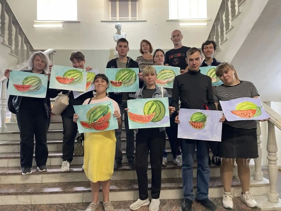 В «Тренировочной квартире» продолжаются занятия для молодых людей с инвалидностью