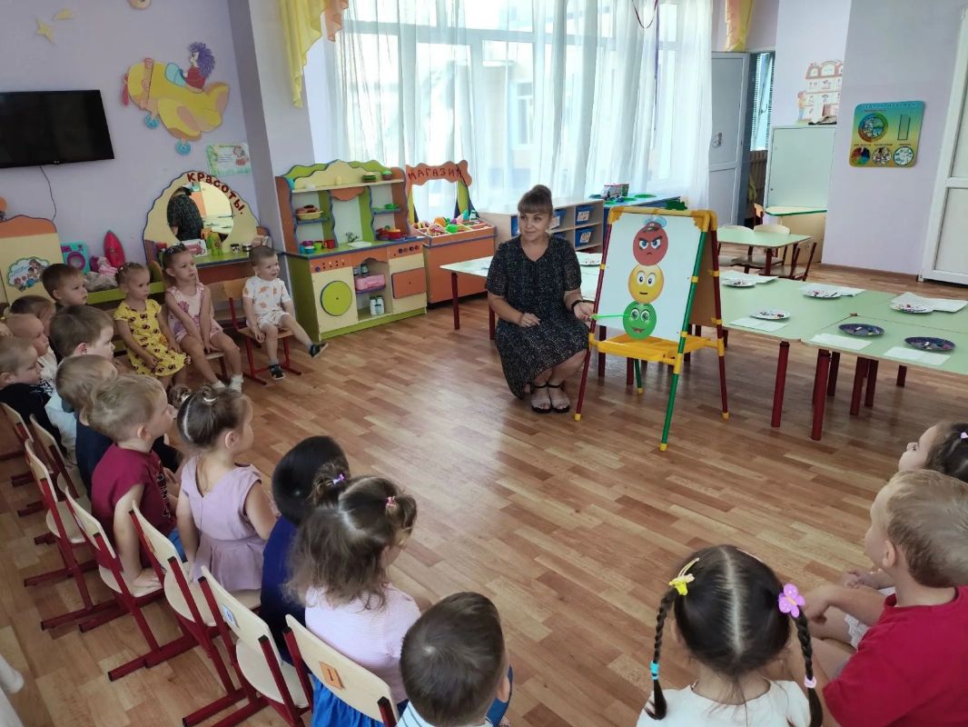 Воспитатель из Балакова поборется за место в финале Всероссийского профессионального конкурса Воспитатель из Балакова поборется за место в финале Всероссийского профессионального конкурса