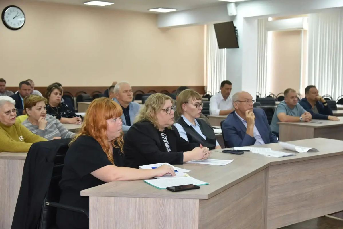На очередном заседании штаба обсудили подготовку к осенне-зимнему периоду объектов социальной сферы и жилых домов На очередном заседании штаба обсудили подготовку к осенне-зимнему периоду объектов социальной сферы и жилых домов