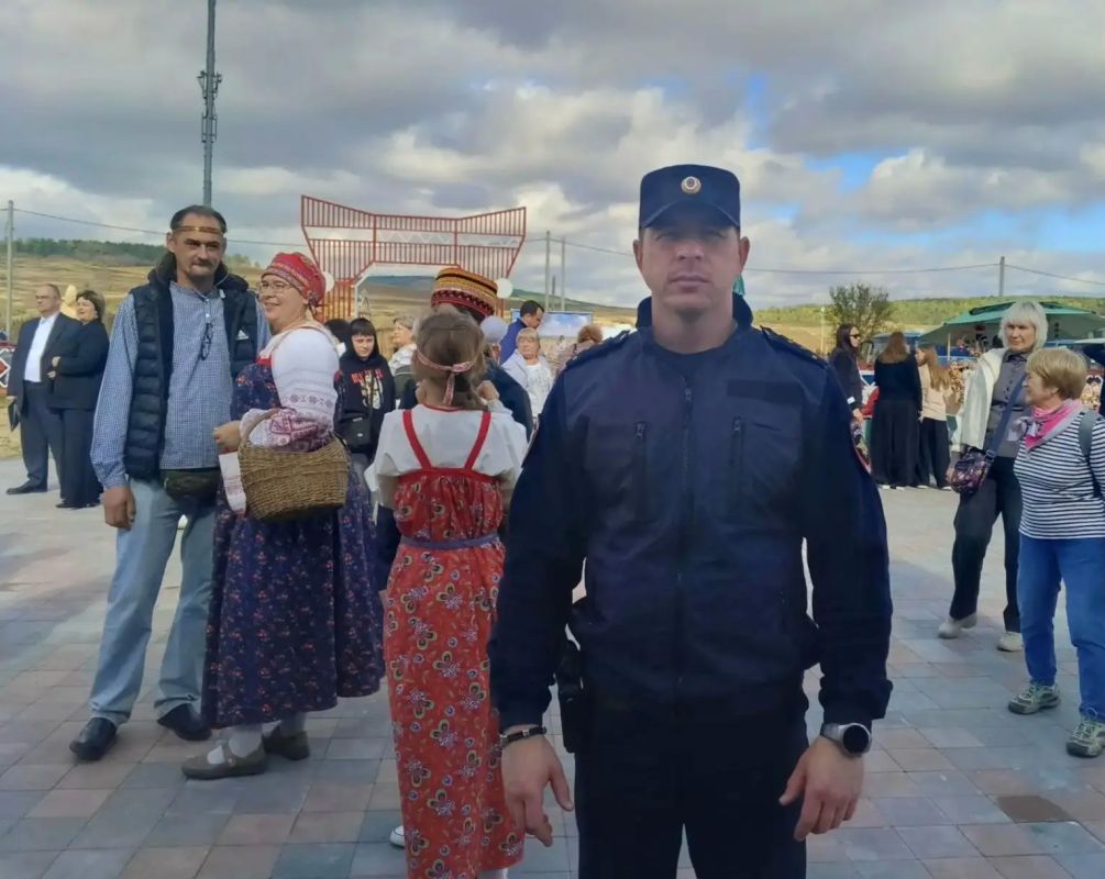 Сегодня в рамках рубрики #ИсториясГеографией отправимся на праздник мордовской культуры #Шумбрат, который собрал сотни гостей на Петровской земле Сегодня в рамках рубрики #ИсториясГеографией отправимся на праздник мордовской культуры #Шумбрат, который собрал сотни гостей на Петровской земле