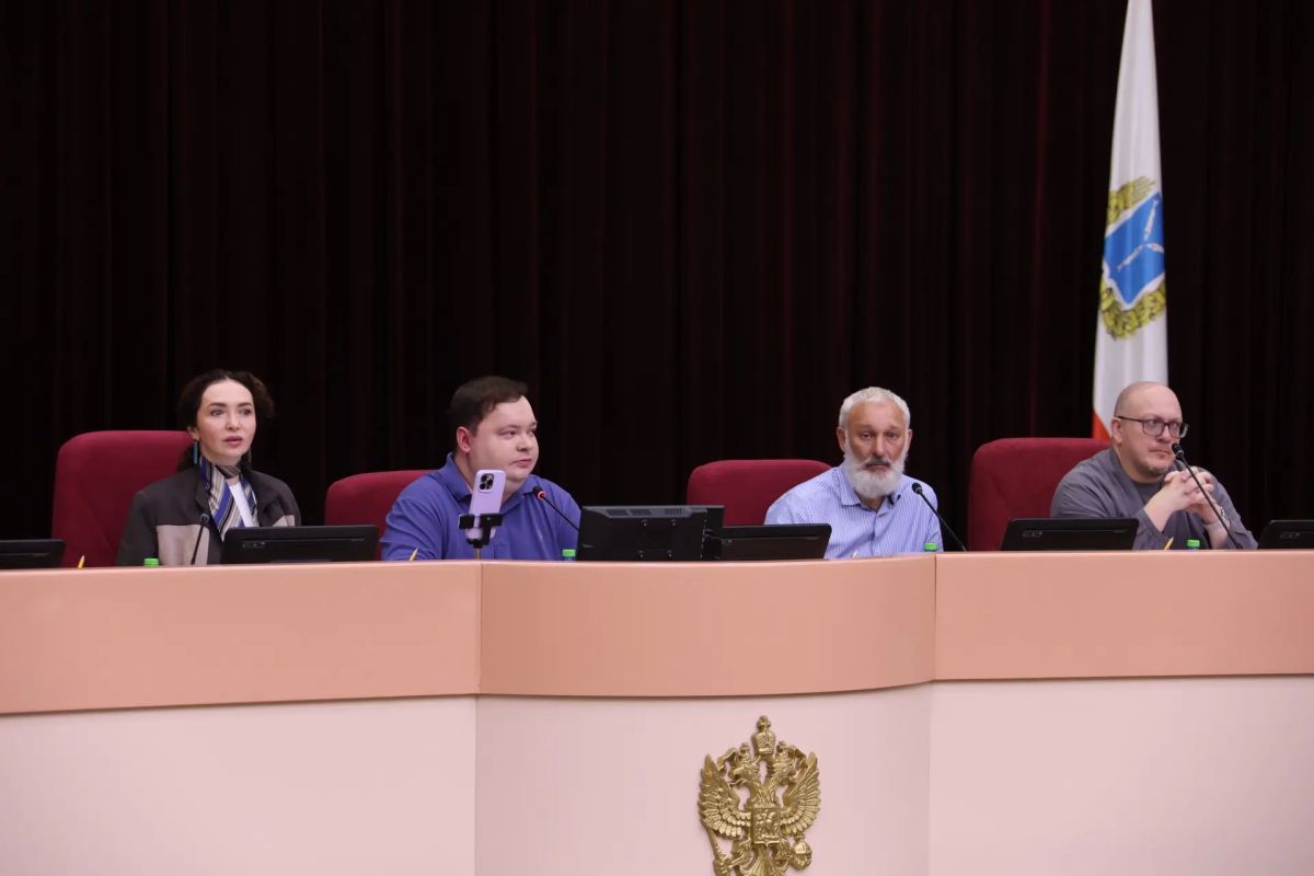На заседании Градозащитного совета при Саратовской областной Думе подписан Меморандум о намерениях сотрудничества в сохранении и воссоздании элементов фасада, кровли и объемно-пространственных характеристик Дома жилого конца...