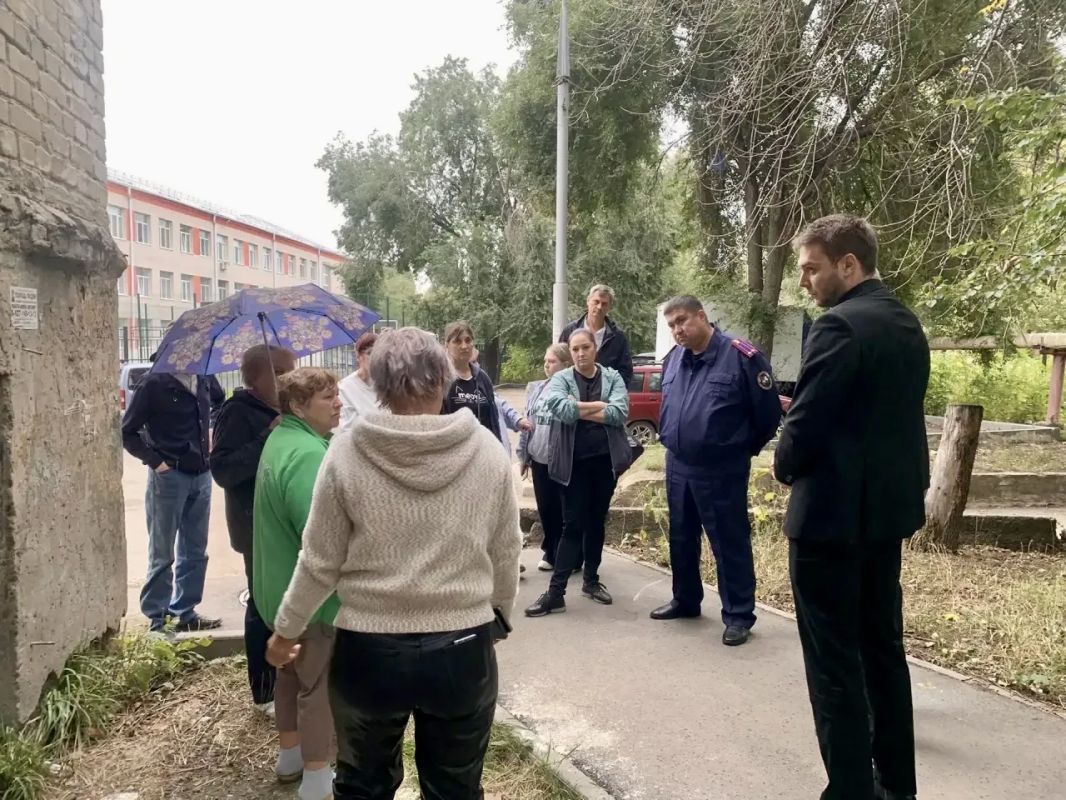 Руководитель территориального следственного отдела провёл личный приём граждан по вопросам аварийного жилья