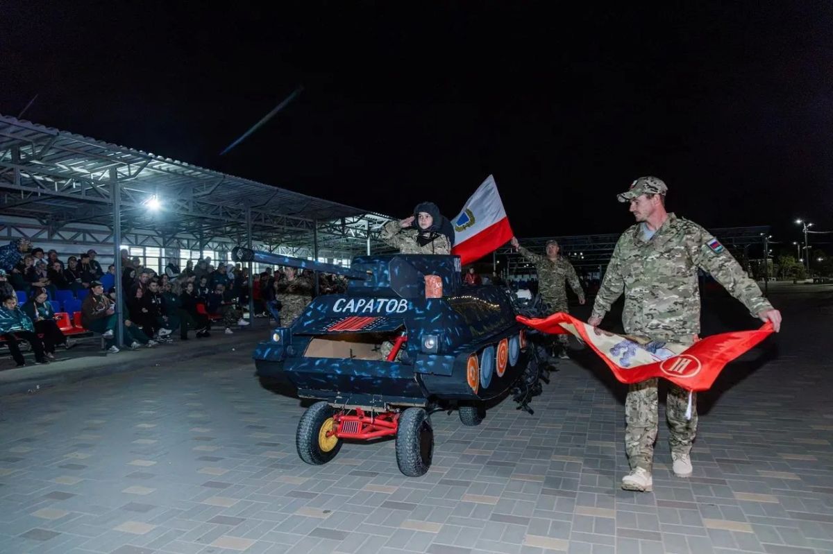 Саратовская семья стала серебряным призером Всероссийской игры «Семейная зарница» Саратовская семья стала серебряным призером Всероссийской игры «Семейная зарница»