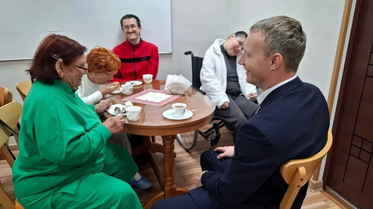 Яна Лантратова: Мои коллеги, региональные Уполномоченные по правам человека, провели День пожилого человека рядом со старшим поколением