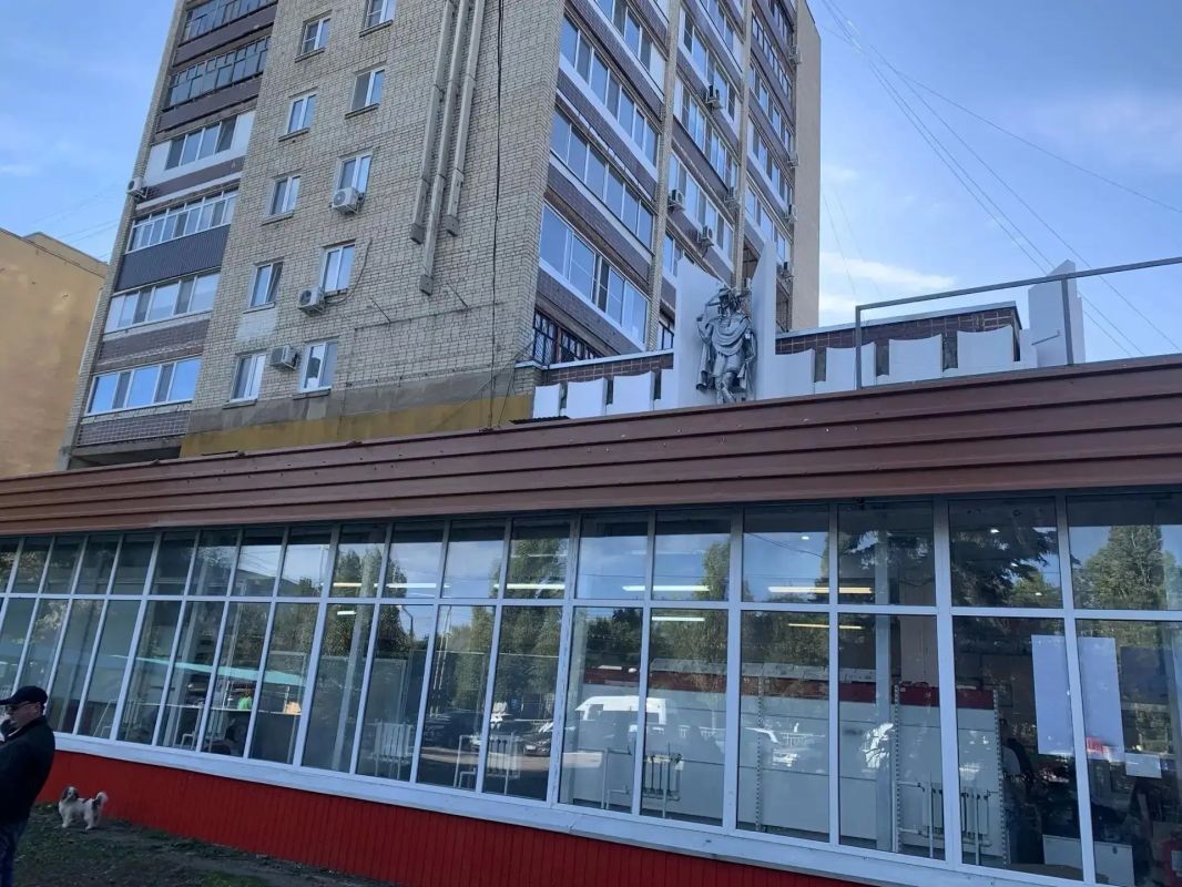 Фасадные фигуры «Мадонны» возвращаются на своё место после реставрации Фасадные фигуры «Мадонны» возвращаются на своё место после реставрации