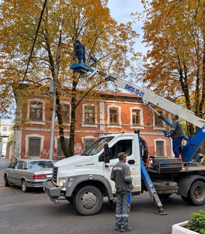 Продолжается обслуживание систем уличного освещения