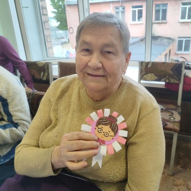 Театрализованный концерт ко Дню пожилого человека в детском клубе «Росток» Театрализованный концерт ко Дню пожилого человека в детском клубе «Росток»