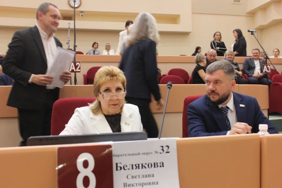 Обновленная гордума Саратова провела первое заседание и выбрала руководителей Обновленная гордума Саратова провела первое заседание и выбрала руководителей