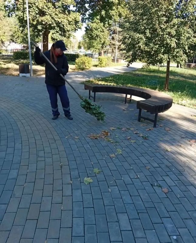 В Балаково продолжаются работы по благоустройству В Балаково продолжаются работы по благоустройству